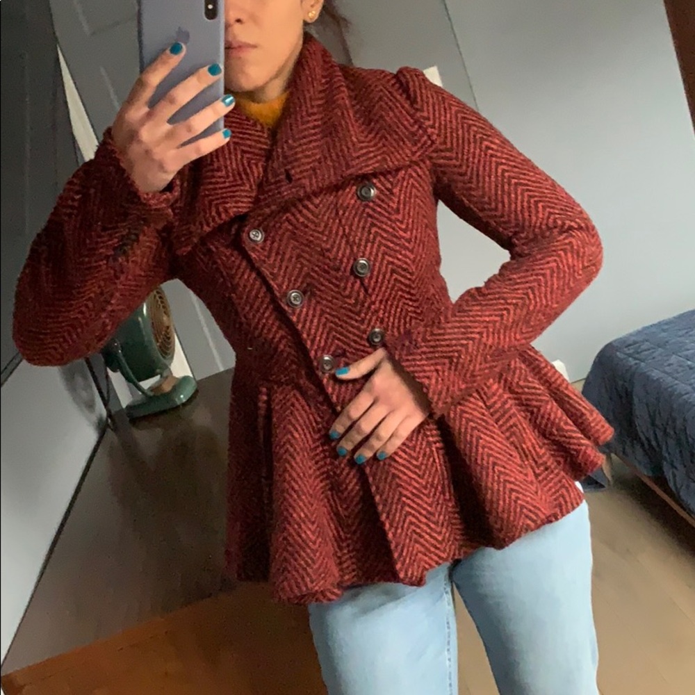 FREE PEOPLE Fall Jacket with Ruffled Bottom Size 4